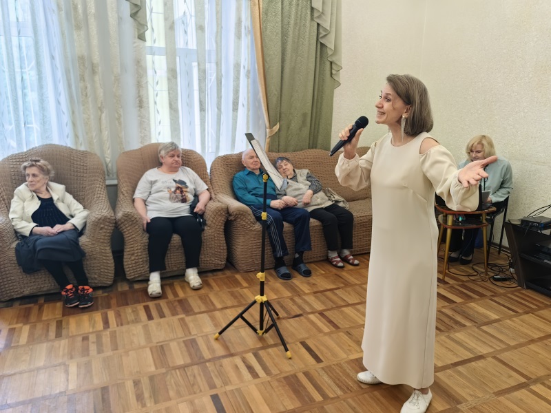 И было небо голубое